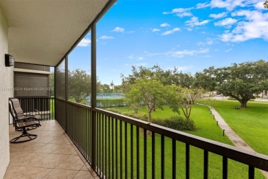 La Creme de la creme at this resort style Golf  Tennis getaway on Hollybrook Golf and Tennis Club  in Florida - for sale on GolfHomes.com, golf home, golf lot