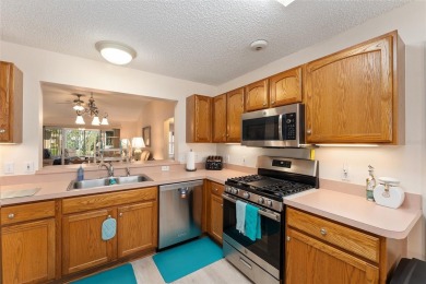 Under contract-accepting backup offers. PRICE IMPROVEMENT!!! on El Diablo Executive Golf Course in Florida - for sale on GolfHomes.com, golf home, golf lot