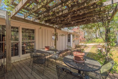 Beautiful ranch in popular Houndslake Country Club. Perfect on Houndslake Country Club in South Carolina - for sale on GolfHomes.com, golf home, golf lot