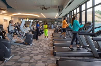 Beautifully maintained 3-bedroom, 3-bath home in the on Gleneagles Golf and Country Club in Florida - for sale on GolfHomes.com, golf home, golf lot