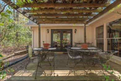 Beautiful ranch in popular Houndslake Country Club. Perfect on Houndslake Country Club in South Carolina - for sale on GolfHomes.com, golf home, golf lot