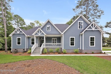 RECENTLY UPDATED!! FEATURING: ***ELEGANT WAINSCOTING IN THE on Lockwood Folly Country Club in North Carolina - for sale on GolfHomes.com, golf home, golf lot