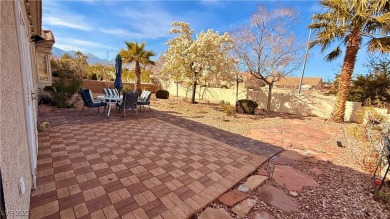 Charming two bedroom and two bath home situated in the lovely on Highland Falls Golf Club in Nevada - for sale on GolfHomes.com, golf home, golf lot