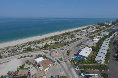 Welcome to a great opportunity to own an executive-style home on Bobcat Trail Golf Club in Florida - for sale on GolfHomes.com, golf home, golf lot