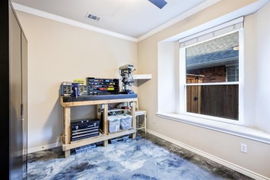 She doesn't just offer space--she offers escape. Welcome to 7910 on Jim Boggs in Texas - for sale on GolfHomes.com, golf home, golf lot