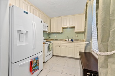 Stunning 2-Bedroom, 2-Bathroom Condo in Kings Point, Delray on Kings Point Golf -Flanders Way in Florida - for sale on GolfHomes.com, golf home, golf lot