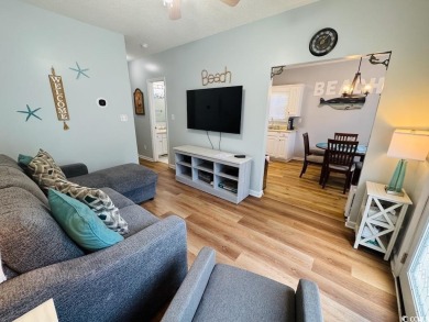 NEW LISTING IN OCEAN LAKES... WELL MAINTAINED, TURNKEY 2 BED/2 on Prestwick Country Club in South Carolina - for sale on GolfHomes.com, golf home, golf lot