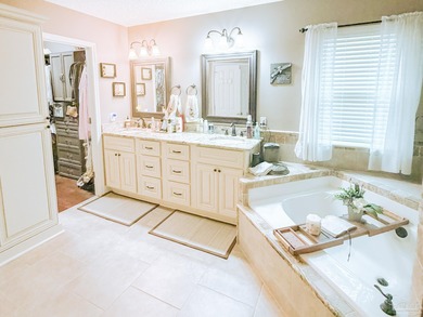 Located in the Marcus Pointe golf course community, this on Marcus Pointe Golf Club in Florida - for sale on GolfHomes.com, golf home, golf lot