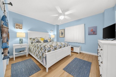 Must see updated 2/2 condo with luxury vinyl planking thru out on Terra Ceia Golf and Country Club in Florida - for sale on GolfHomes.com, golf home, golf lot