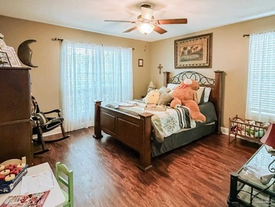 Located in the Marcus Pointe golf course community, this on Marcus Pointe Golf Club in Florida - for sale on GolfHomes.com, golf home, golf lot