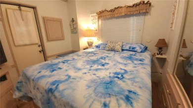 PET FRIENDLY, SINGLE WIDE MOBILE HOME IN ACTIVE 55+ COMMUNITY! on River Run Golf Links in Florida - for sale on GolfHomes.com, golf home, golf lot