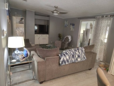 Welcome Home!! This 2-bedroom / 2-bath updated home is waiting on Spanish Lakes Fairways in Florida - for sale on GolfHomes.com, golf home, golf lot