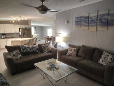 Welcome Home!! This 2-bedroom / 2-bath updated home is waiting on Spanish Lakes Fairways in Florida - for sale on GolfHomes.com, golf home, golf lot