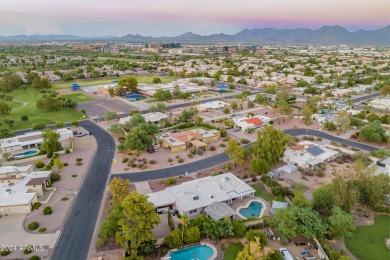 Stunning Scottsdale residence spanning over 3388 sqft with 4 on Kierland Golf Club in Arizona - for sale on GolfHomes.com, golf home, golf lot