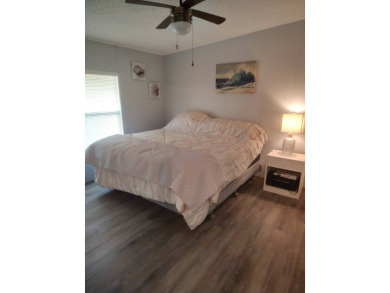 Welcome Home!! This 2-bedroom / 2-bath updated home is waiting on Spanish Lakes Fairways in Florida - for sale on GolfHomes.com, golf home, golf lot