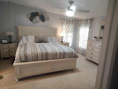 Welcome Home!! This 2-bedroom / 2-bath updated home is waiting on Spanish Lakes Fairways in Florida - for sale on GolfHomes.com, golf home, golf lot