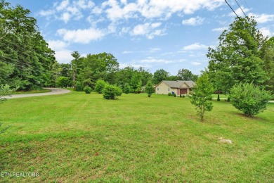 Lakeside Lot on Lake Tansi - Surveyed  Perc Tested! This level on Lake Tansi Village Country Club in Tennessee - for sale on GolfHomes.com, golf home, golf lot