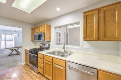 Fantastic Single Story Home in Sun City Summerlin! 2 bedrooms on Highland Falls Golf Club in Nevada - for sale on GolfHomes.com, golf home, golf lot