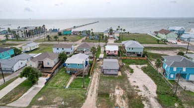 This adorable cozy coastal cottage sits on a large lot just 2 on Rockport Country Club in Texas - for sale on GolfHomes.com, golf home, golf lot