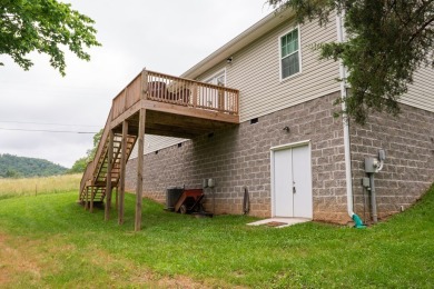 Nearly new, move-in ready, barely lived in, low maintenance one on Hidden Valley Golf and Country Club in Tennessee - for sale on GolfHomes.com, golf home, golf lot