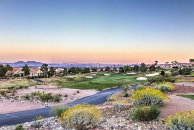 Fantastic Single Story Home in Sun City Summerlin! 2 bedrooms on Highland Falls Golf Club in Nevada - for sale on GolfHomes.com, golf home, golf lot
