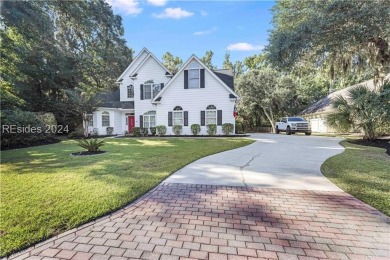 Location, Location, Location! Approx. 5 min drive to Hilton Head on Crescent Pointe Golf Club in South Carolina - for sale on GolfHomes.com, golf home, golf lot