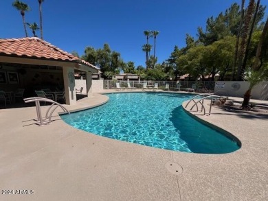 Charming End Unit Casita in Lovely Westbrook Village! Stunning on Westbrook Village Golf Club in Arizona - for sale on GolfHomes.com, golf home, golf lot