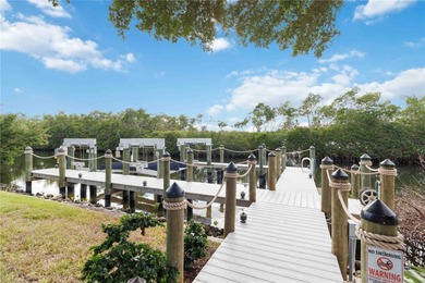 Under contract-accepting backup offers. A boater's delight in on Longboat Key Golf Club Resort in Florida - for sale on GolfHomes.com, golf home, golf lot