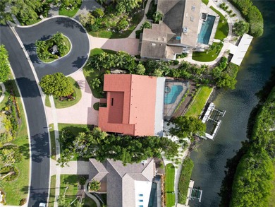 Under contract-accepting backup offers. A boater's delight in on Longboat Key Golf Club Resort in Florida - for sale on GolfHomes.com, golf home, golf lot