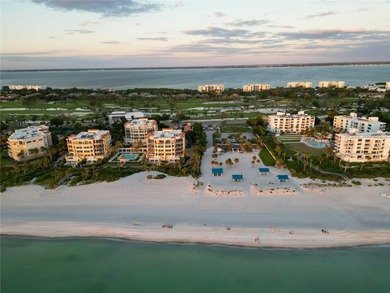 Under contract-accepting backup offers. A boater's delight in on Longboat Key Golf Club Resort in Florida - for sale on GolfHomes.com, golf home, golf lot