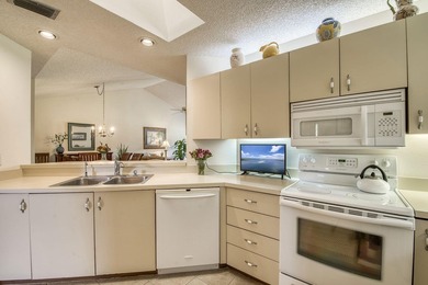 Step into this beautifully maintained 2 Bedroom, 2 Bath condo on Heritage Ridge Golf Club in Florida - for sale on GolfHomes.com, golf home, golf lot