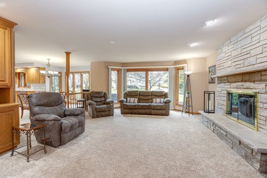 This well-maintained home is perfectly positioned on a spacious on St. Andrews Golf and Country Club in Illinois - for sale on GolfHomes.com, golf home, golf lot