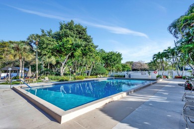 Move-in ready 2BR/2BA Palm Aire condo with expansive views. The on Palm-Aire Country Club and Resort - The Oaks in Florida - for sale on GolfHomes.com, golf home, golf lot