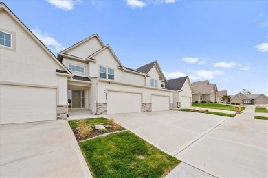 It's time to simplify your life with a NEW MAINTENANCE PROVIDED on Lakewood Oaks Golf Club, Ltd. in Missouri - for sale on GolfHomes.com, golf home, golf lot