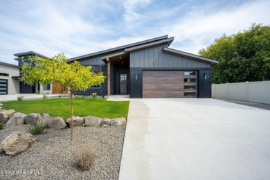 MOVE IN READY! Step into a recently completed brand-new home on Avondale Golf and Tennis Club in Idaho - for sale on GolfHomes.com, golf home, golf lot