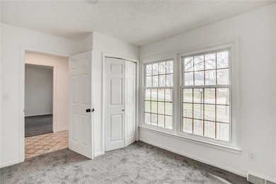 Beautifully updated and spacious home backing near the National on National Golf Club of Kansas City in Missouri - for sale on GolfHomes.com, golf home, golf lot