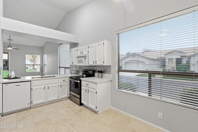 Motivated sellers! Beautiful villa on a premium corner greenbelt on Oakwood Golf Club  in Arizona - for sale on GolfHomes.com, golf home, golf lot