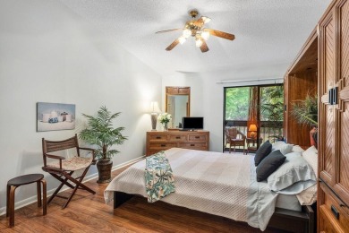 Terrific Penhouse w/ Artistic Touches*Enclosed Patio & Balcony on Boca Delray Golf and Country Club in Florida - for sale on GolfHomes.com, golf home, golf lot