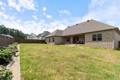New listing, priced to sell! This beautiful home in Salem Woods on Nutters Chapel Golf and Country Club in Arkansas - for sale on GolfHomes.com, golf home, golf lot