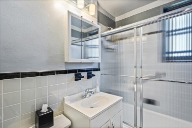 Welcome to this spacious and well-maintained upper two-bedroom on Clearview Park Golf Course in New York - for sale on GolfHomes.com, golf home, golf lot