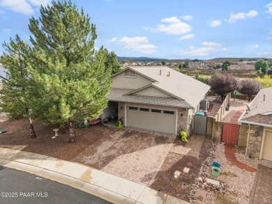 This beautifully updated 3-bedroom, 2-bathroom residence on Quail Wood Greens Golf Course in Arizona - for sale on GolfHomes.com, golf home, golf lot