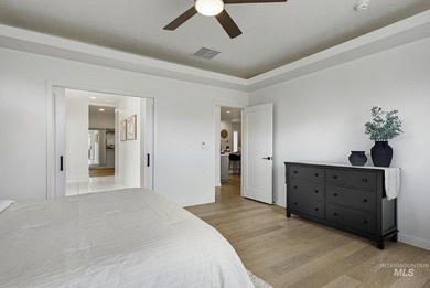 Stunning move-in ready single-level home in Banbury Meadows! on BanBury Golf Club in Idaho - for sale on GolfHomes.com, golf home, golf lot