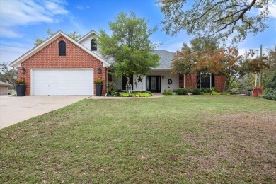 Perfect family home awaits you. This awesome home has 720 sq ft on De Cordova Bend Country Club in Texas - for sale on GolfHomes.com, golf home, golf lot