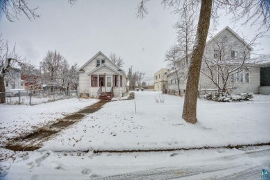 Flipper Special, Build and Rent, or Build Your Own Little Dream on Virginia Golf Course in Minnesota - for sale on GolfHomes.com, golf home, golf lot