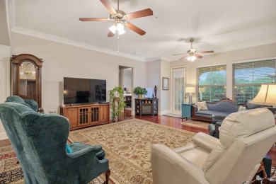 Perfectly updated condo in the Cascades Lake Towers!  With an on Cascades Golf Club in Texas - for sale on GolfHomes.com, golf home, golf lot