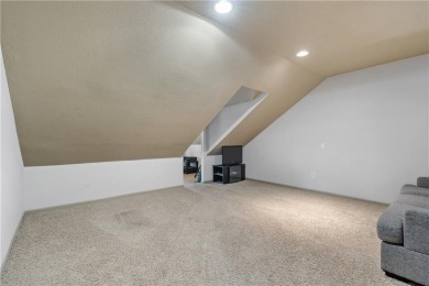 Welcome to this warm and inviting home in Riverhills Estates on The Deuce At the National Golf Club of Kansas City in Missouri - for sale on GolfHomes.com, golf home, golf lot