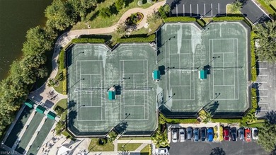 Spring Run is a gated (bundled) golf community located in the on Spring Run Golf Club in Florida - for sale on GolfHomes.com, golf home, golf lot