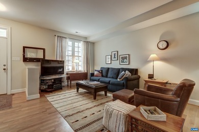 Great price in Old Trail!  3 bedroom town home with detached on Old Trail Golf Club in Virginia - for sale on GolfHomes.com, golf home, golf lot