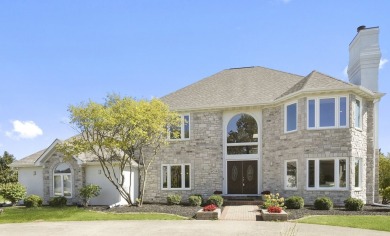 Modern, fresh & bright are the first impressions of this well on Tamarack Golf Club in Illinois - for sale on GolfHomes.com, golf home, golf lot