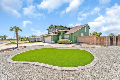 Beautiful Newly Updated Home in Prime Location 2 blocks from on Desert Mirage Golf Course in Arizona - for sale on GolfHomes.com, golf home, golf lot